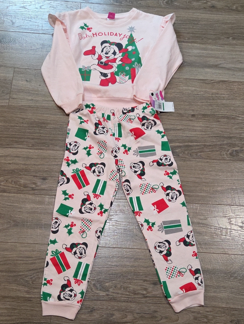 NWT Disney Pink Minnie Mouse Holiday Pajama Set